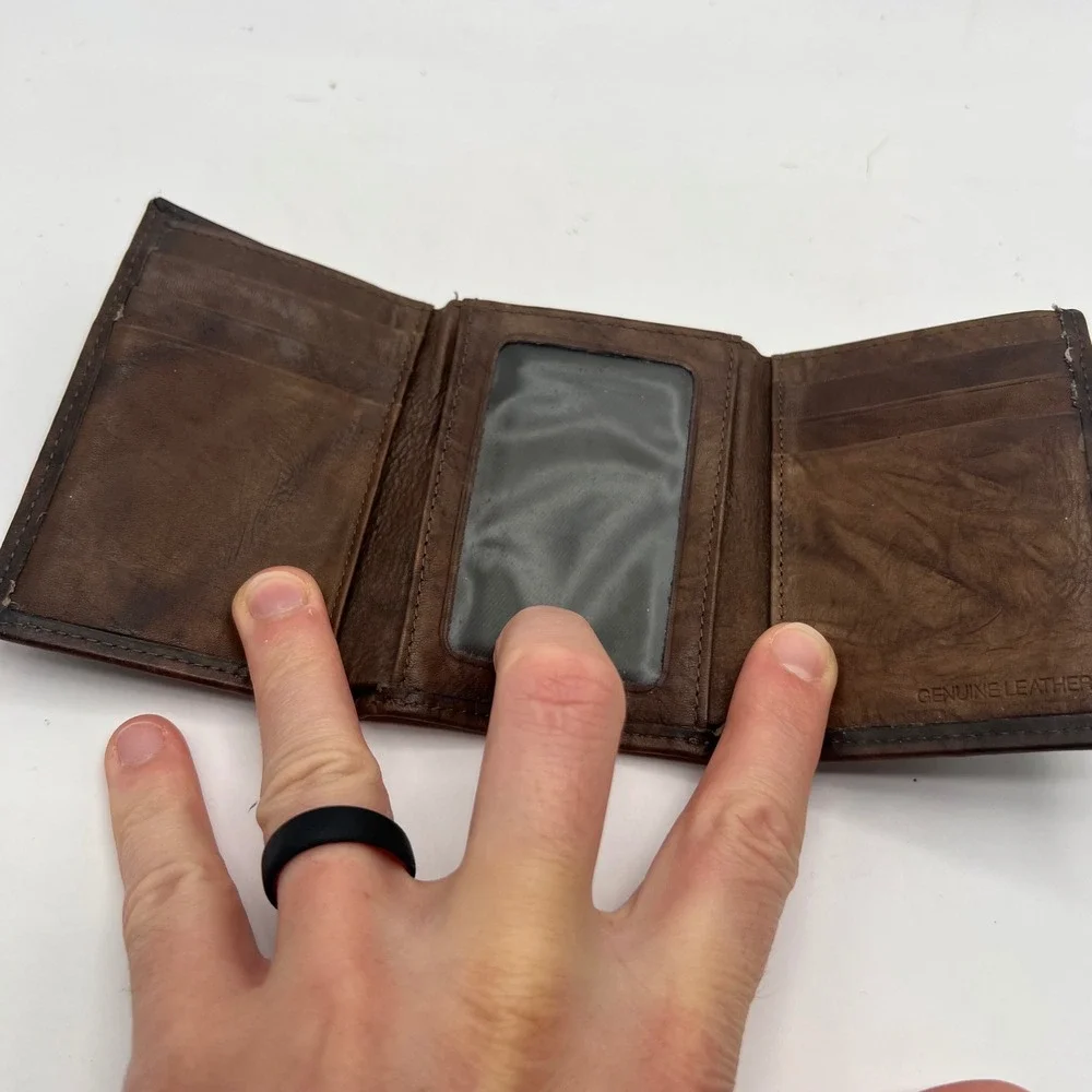 Bass Pro Shops Mens Trifold Wallet Genuine Leather Brown Embossed Logo Fish